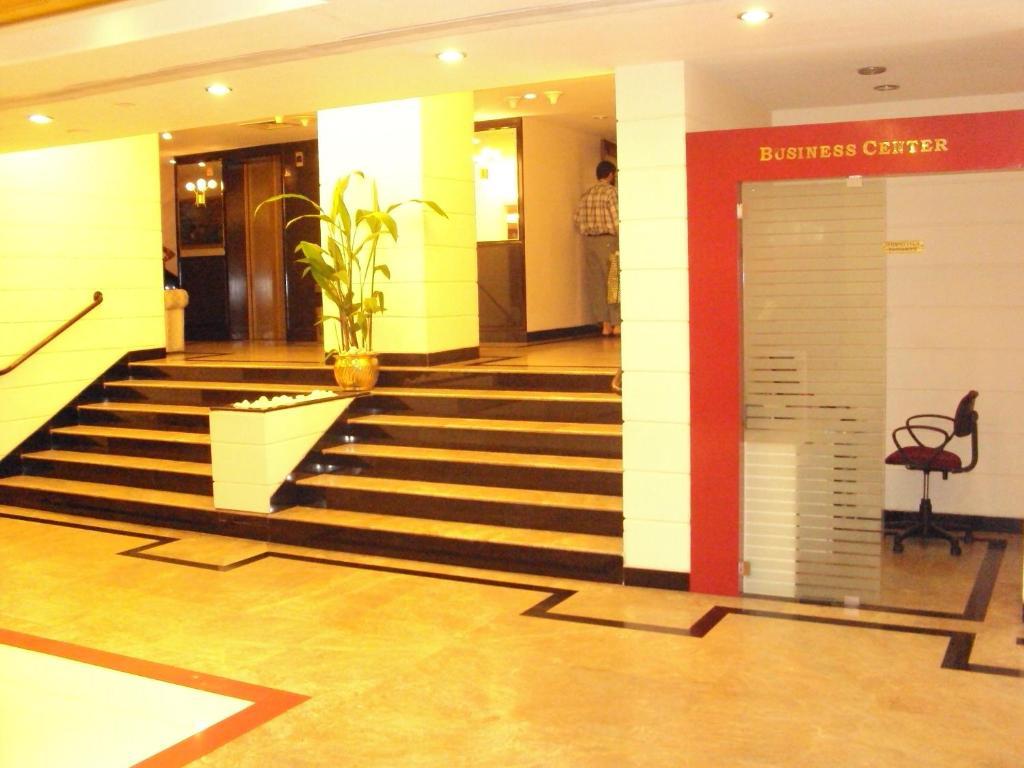 Westway Hotel Kozhikode Exterior foto